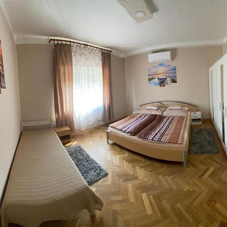Edina Apartman Балатонлелле Экстерьер фото