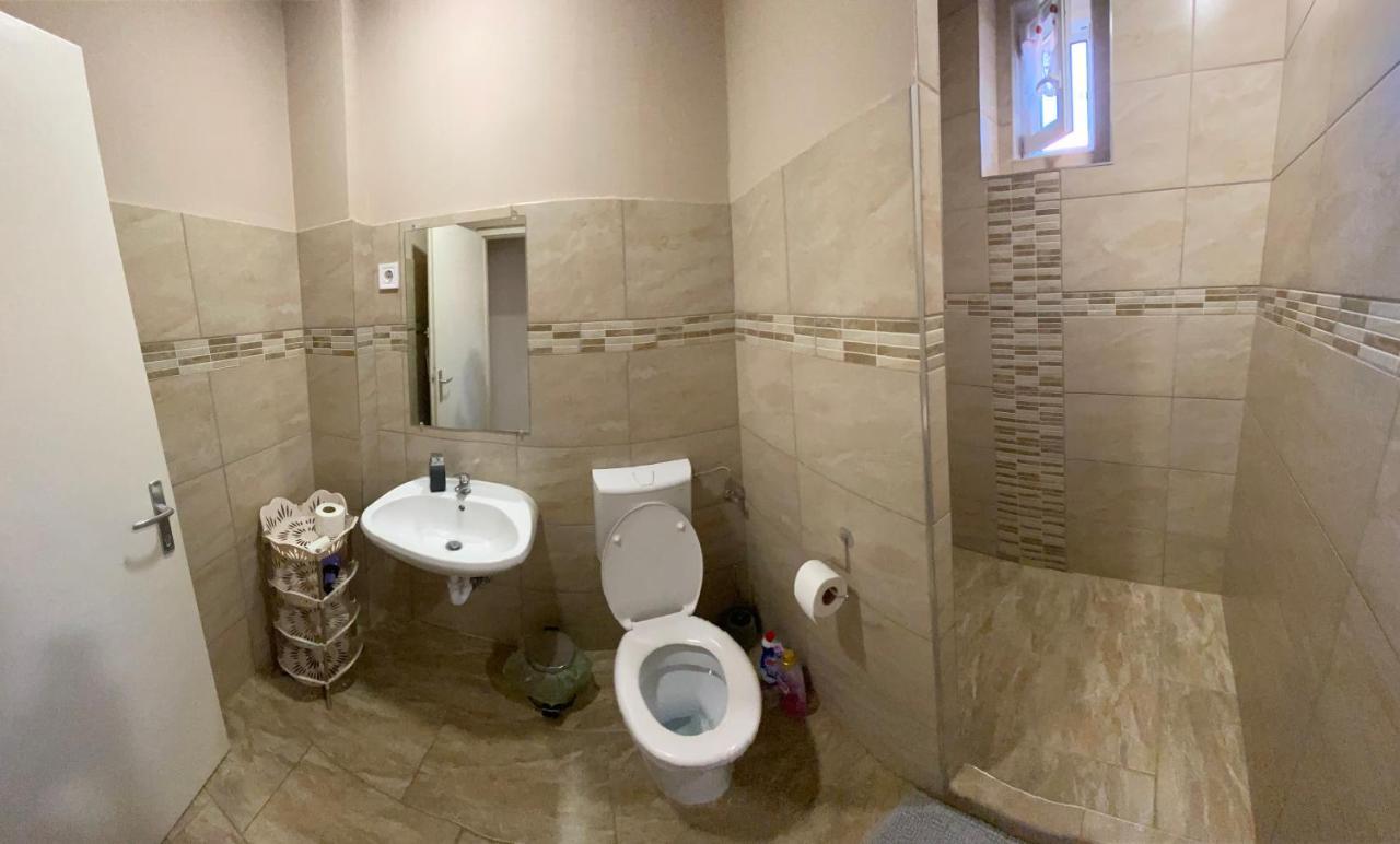 Edina Apartman Балатонлелле Экстерьер фото